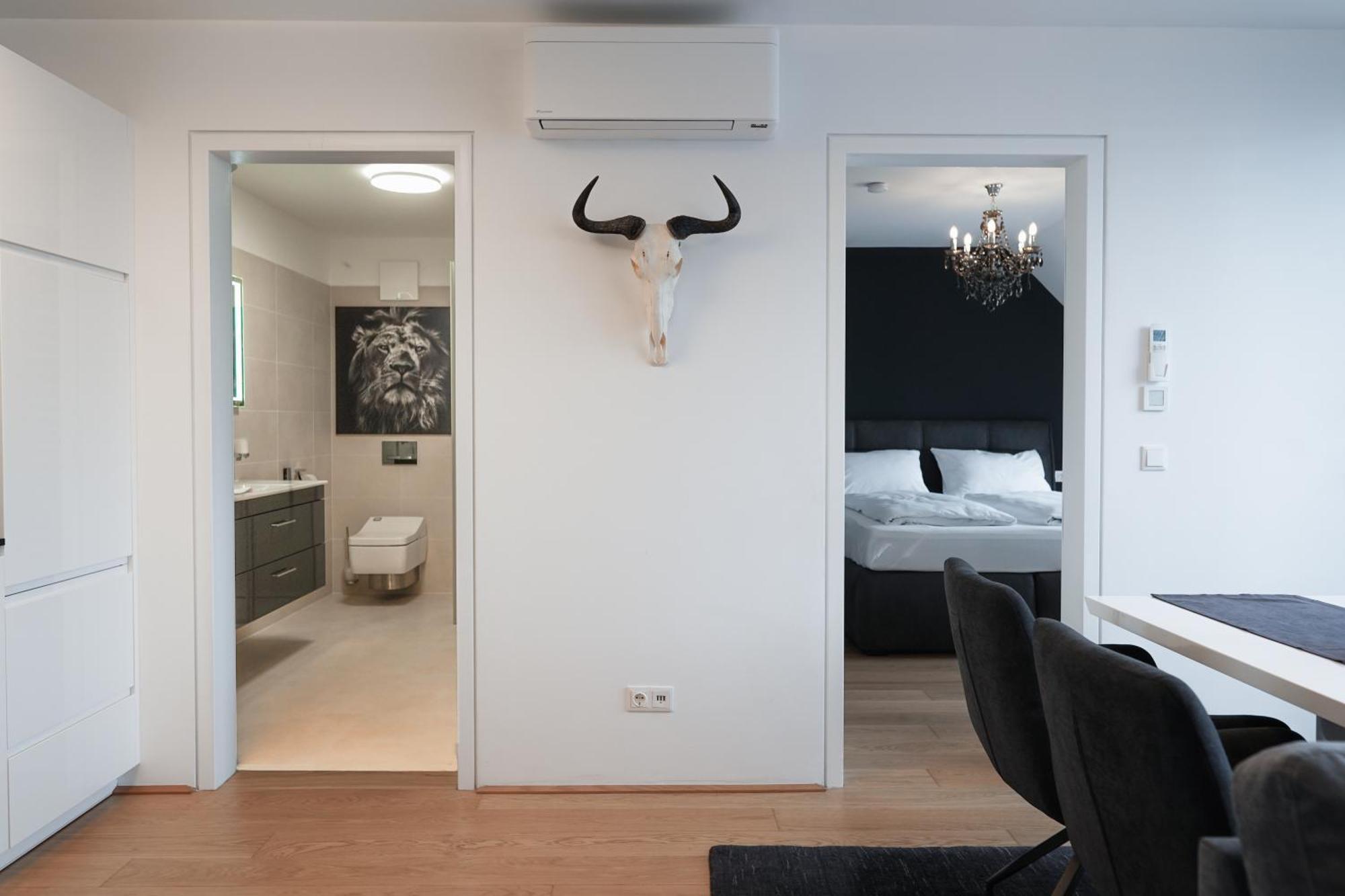Modern Stylish Design With Free Parking Emily Apartament